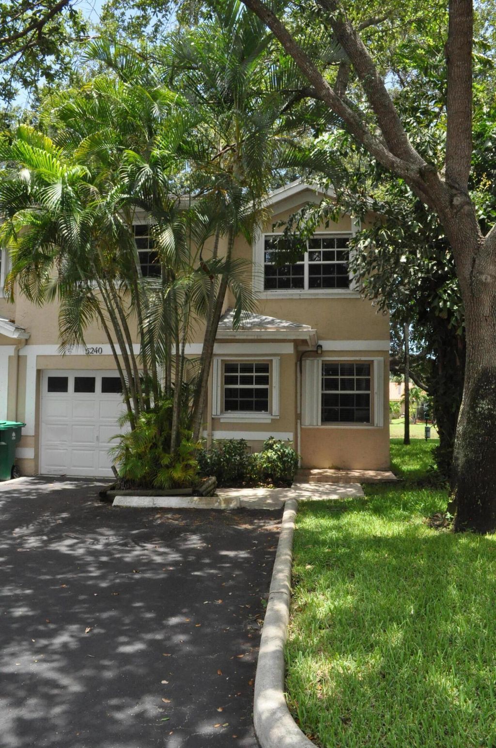 Photo of 5240 SW 121st Avenue, Cooper City, FL 33330 (MLS # B26030602)