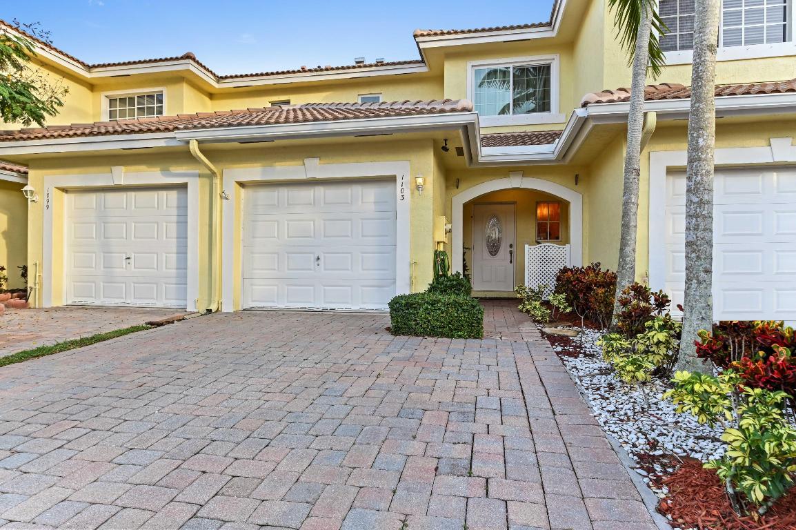 1103 Imperial Lake Road