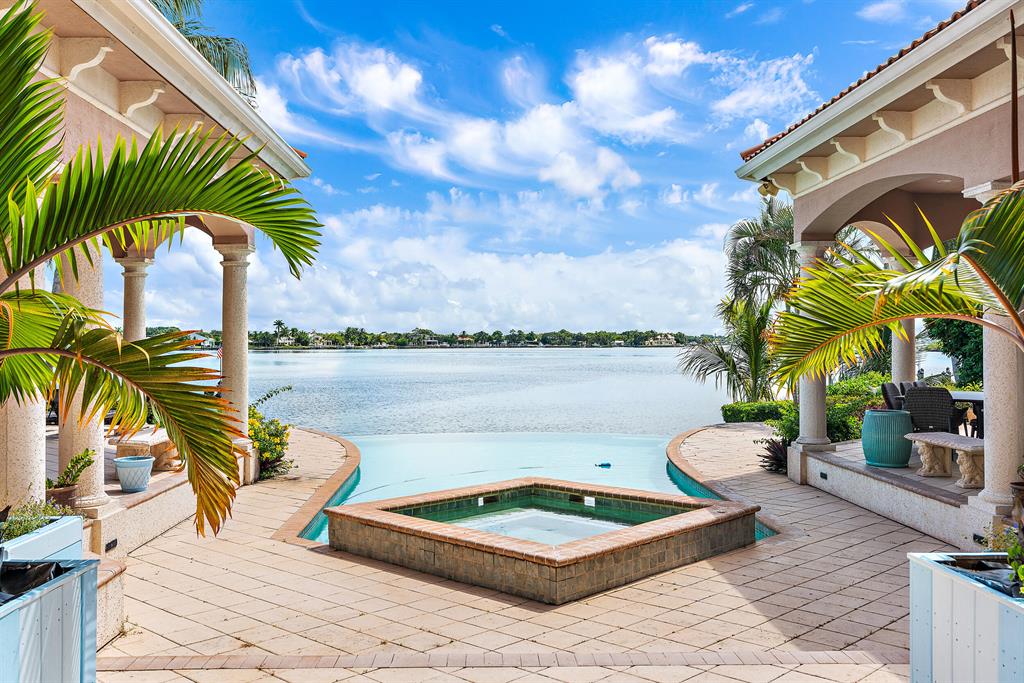 Loxahatchee River - Residential