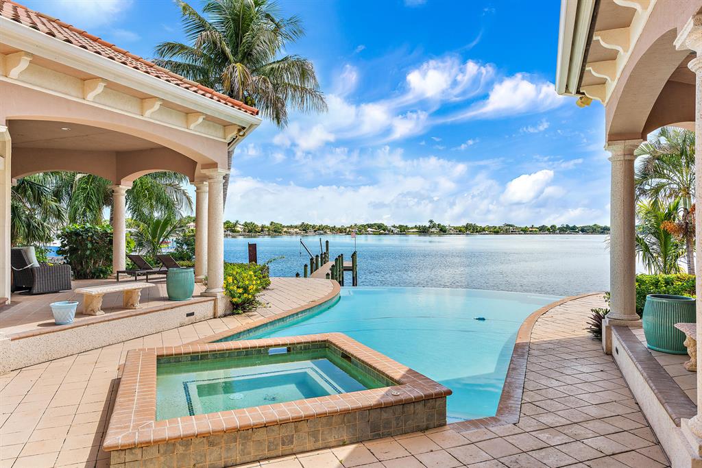 Loxahatchee River - Residential