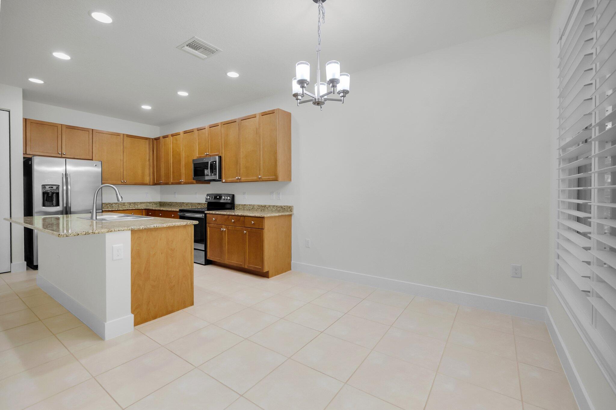 SUSSMAN AGR PUD NORTH PLAT ONE - Residential Lease