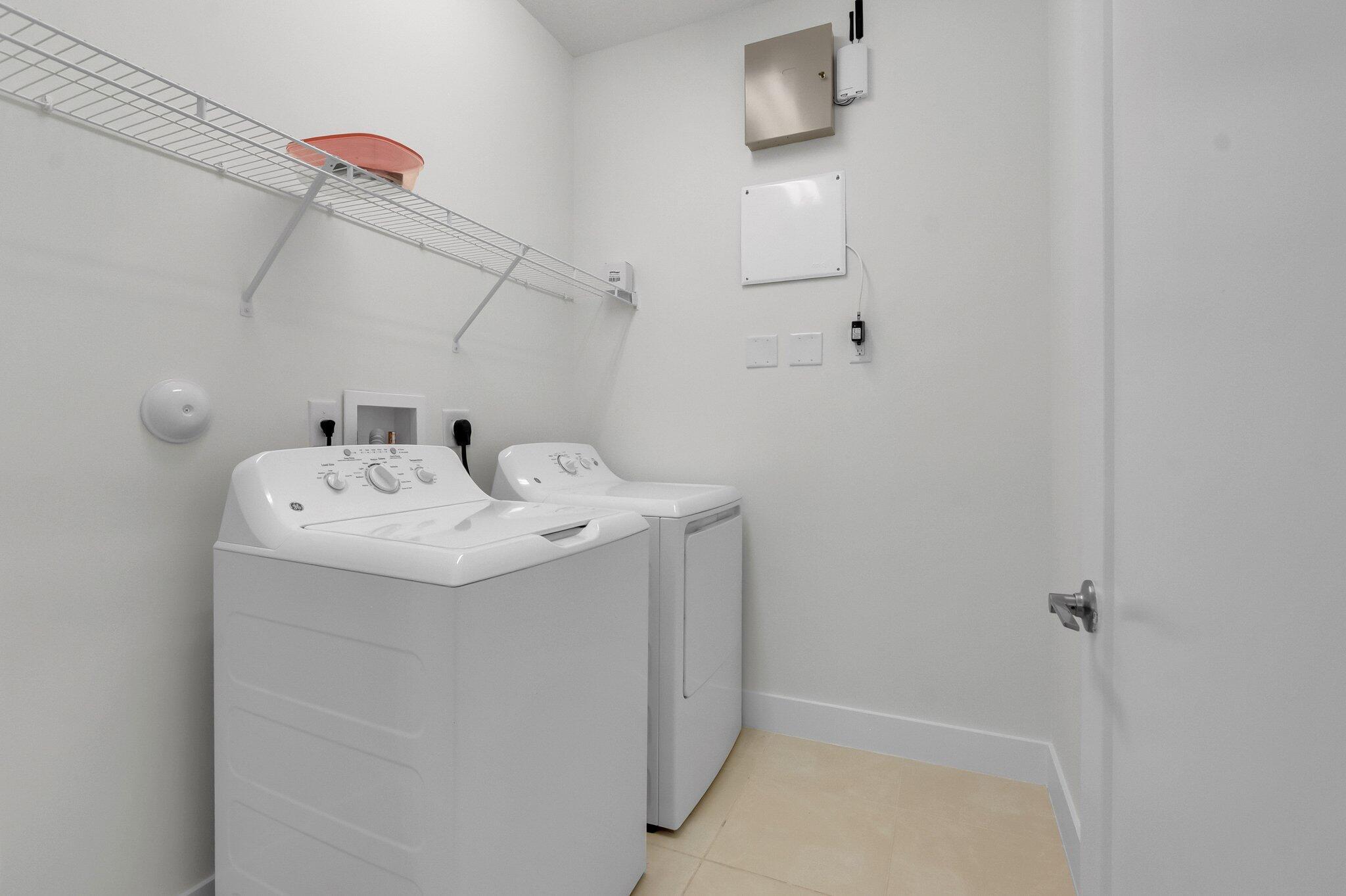 SUSSMAN AGR PUD NORTH PLAT ONE - Residential Lease