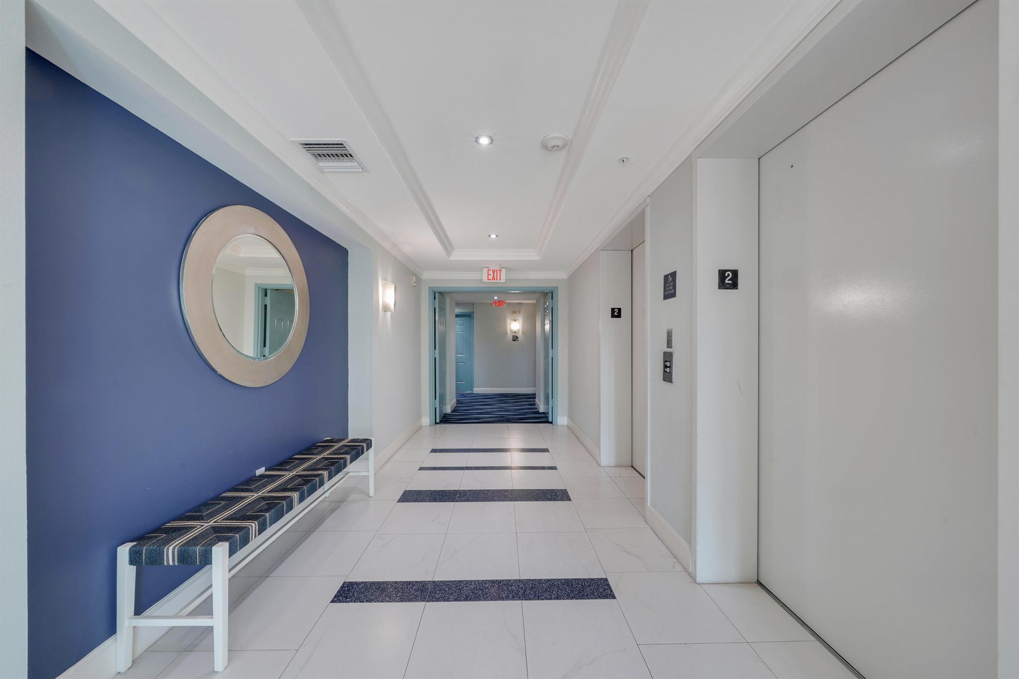 625 Casa Loma Boulevard 207