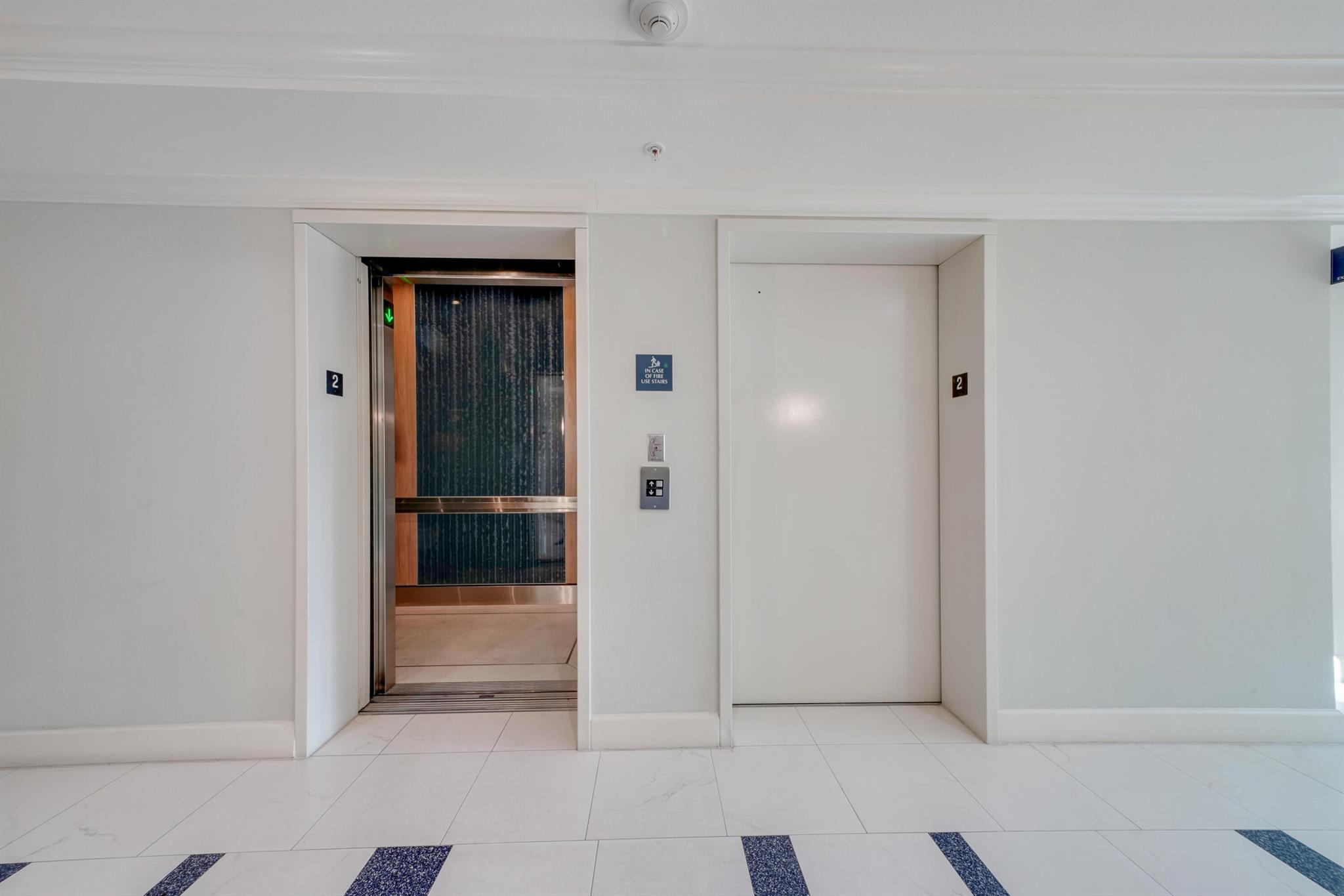 625 Casa Loma Boulevard 207