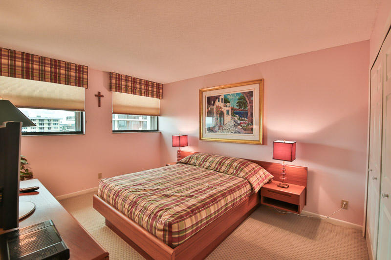 HORIZON CONDO - Residential