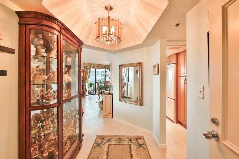 HORIZON CONDO - Residential