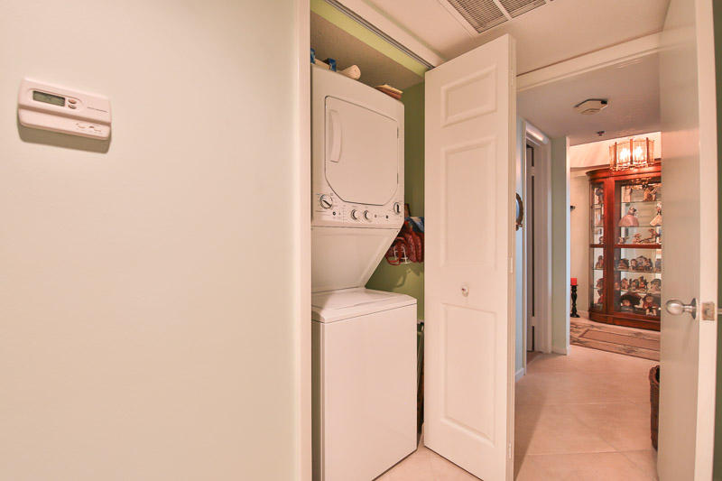 HORIZON CONDO - Residential