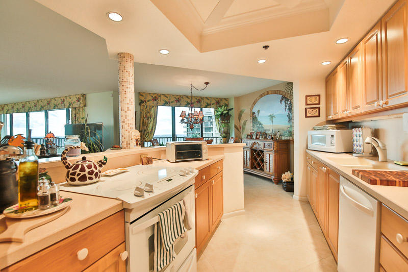 HORIZON CONDO - Residential