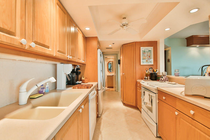 HORIZON CONDO - Residential