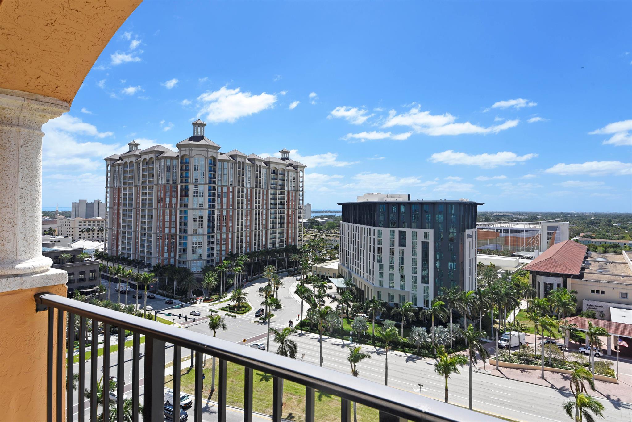 TOWER CONDO AT CITYPLACE - Residential Lease