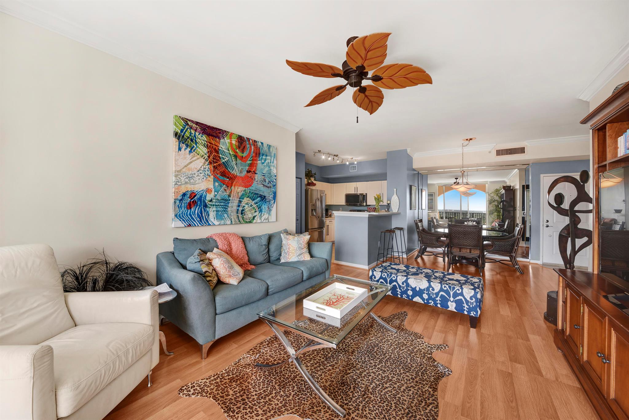TOWER CONDO AT CITYPLACE - Residential Lease