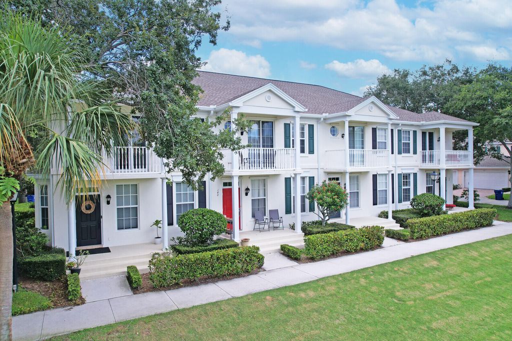 Photo of 138 Radcliffe Court, Jupiter, FL 33458 (MLS # R10994476)