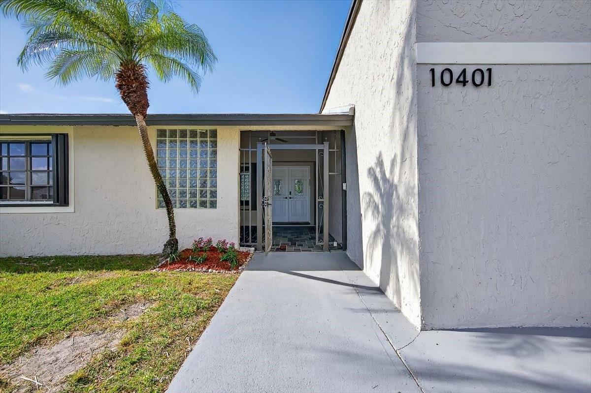 10401 SW 167th St