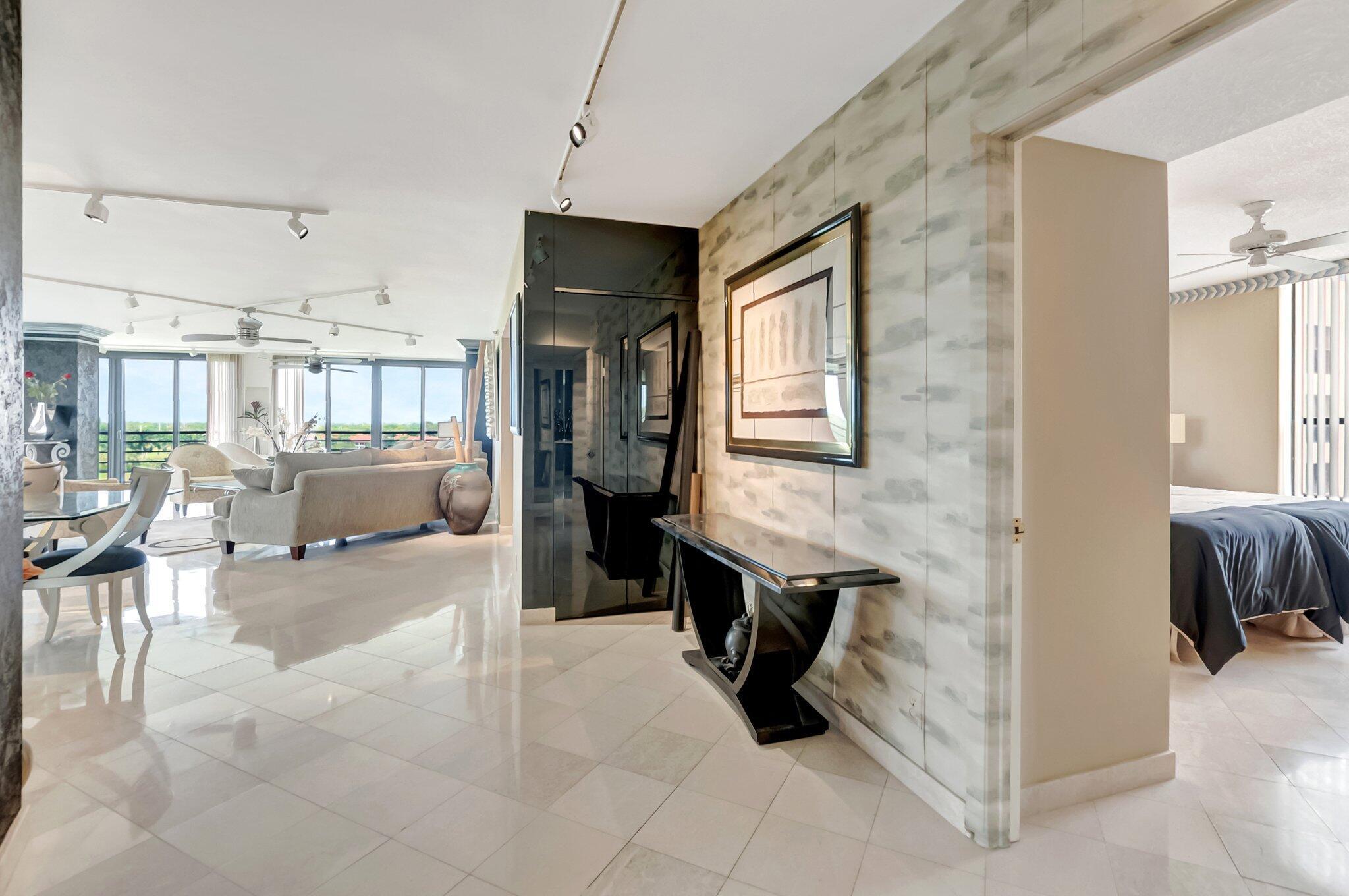 7578 Regency Lake Drive 702