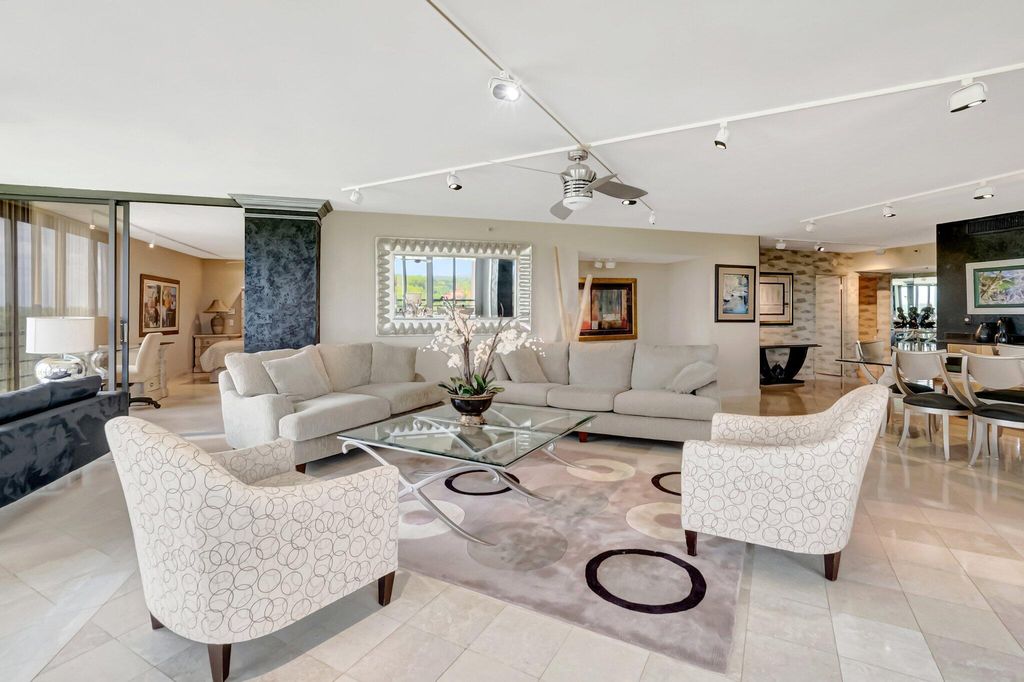 Photo of 7578 Regency Lake Drive #702, Boca Raton, FL 33433 (MLS # R11088069)