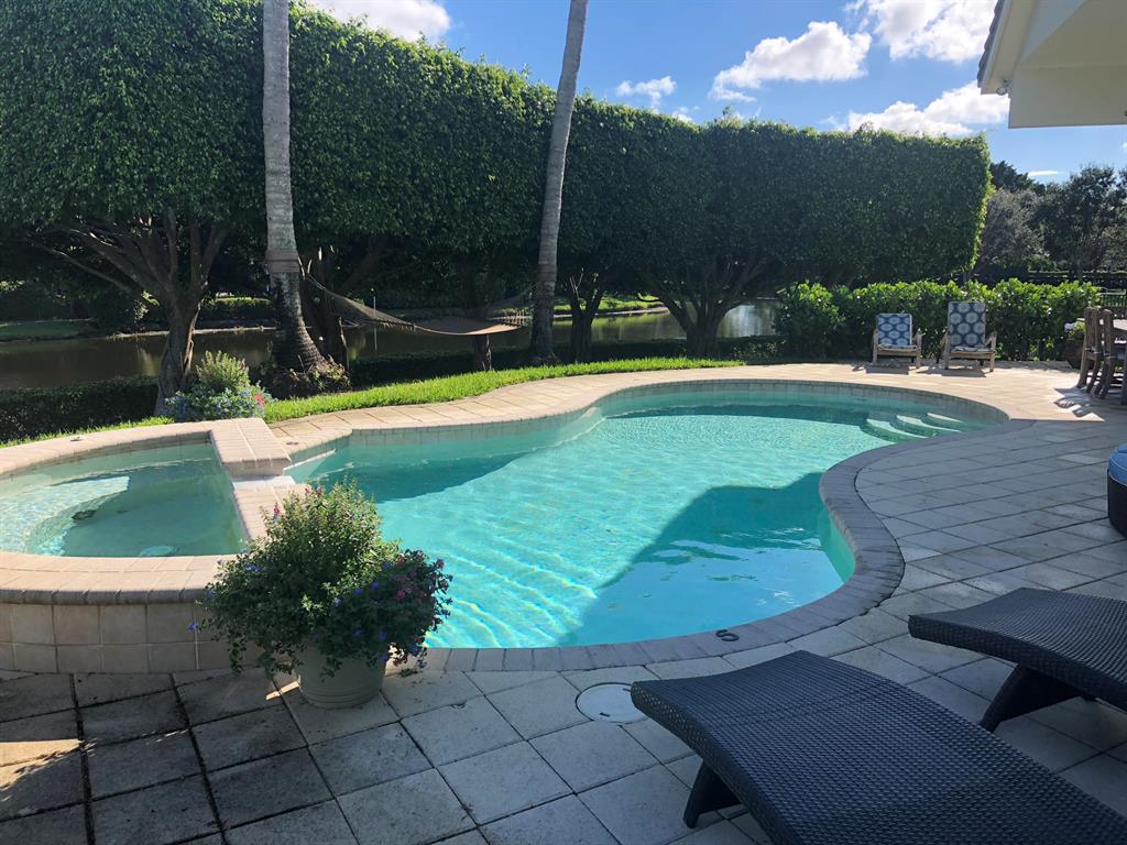 equestrian club estatesBr - Residential