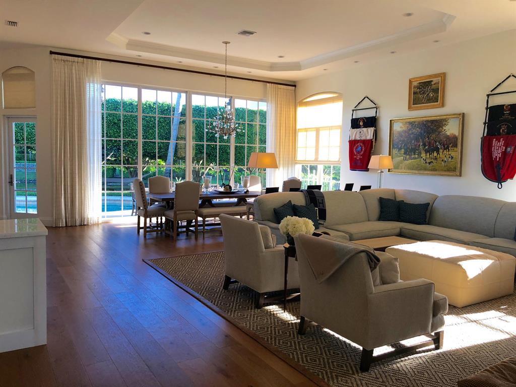 equestrian club estatesBr - Residential