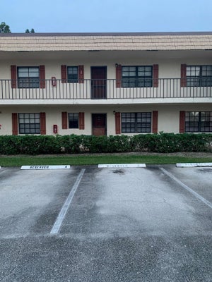 4467 OAK TERRACE DR, GREENACRES, FL 33463 - Image ba6a1f8167a02eb435efa4b523ca14e0/275535883