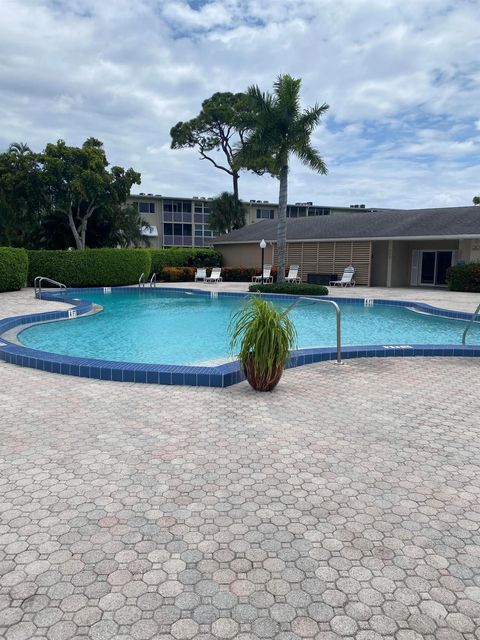 2856 S Garden Drive 201 Lake Worth FL 33461