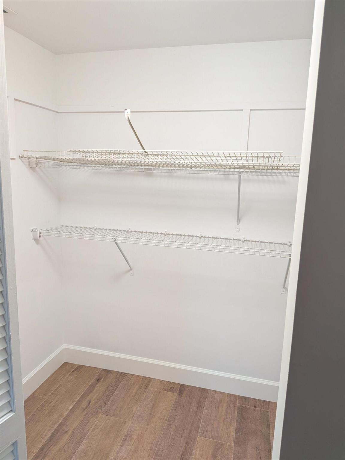 GROVE ISLE EAST CONDOMINI - Residential