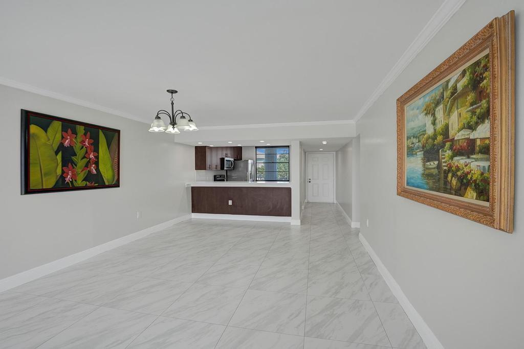 WHITEHALL I - Residential