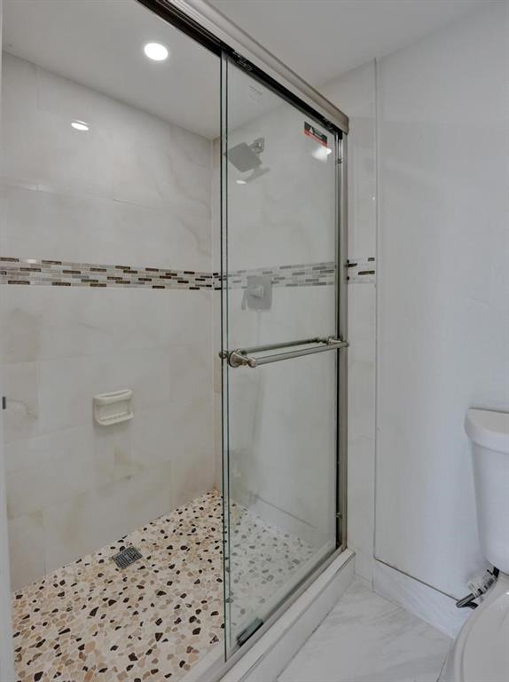 WHITEHALL I - Residential