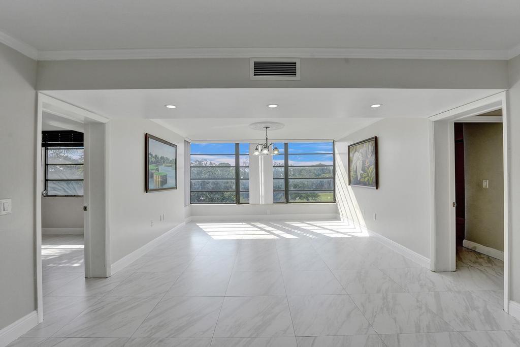 WHITEHALL I - Residential