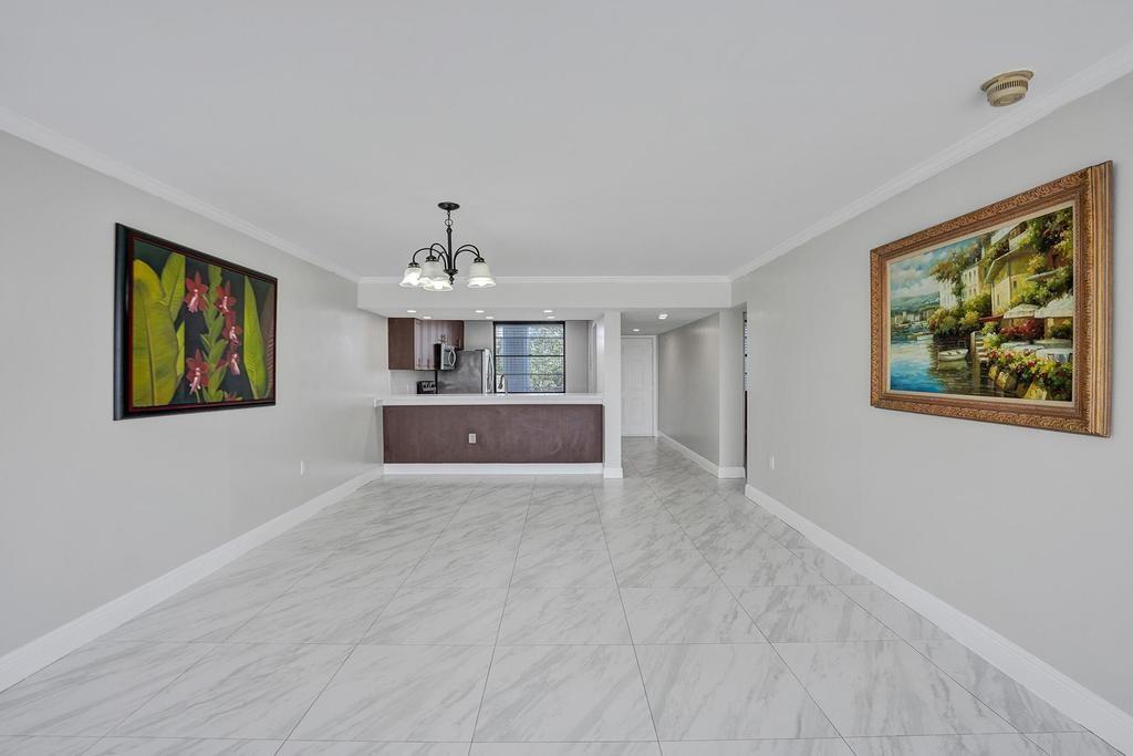 WHITEHALL I - Residential