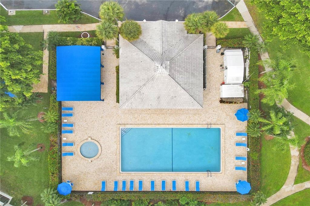 WHITEHALL I - Residential