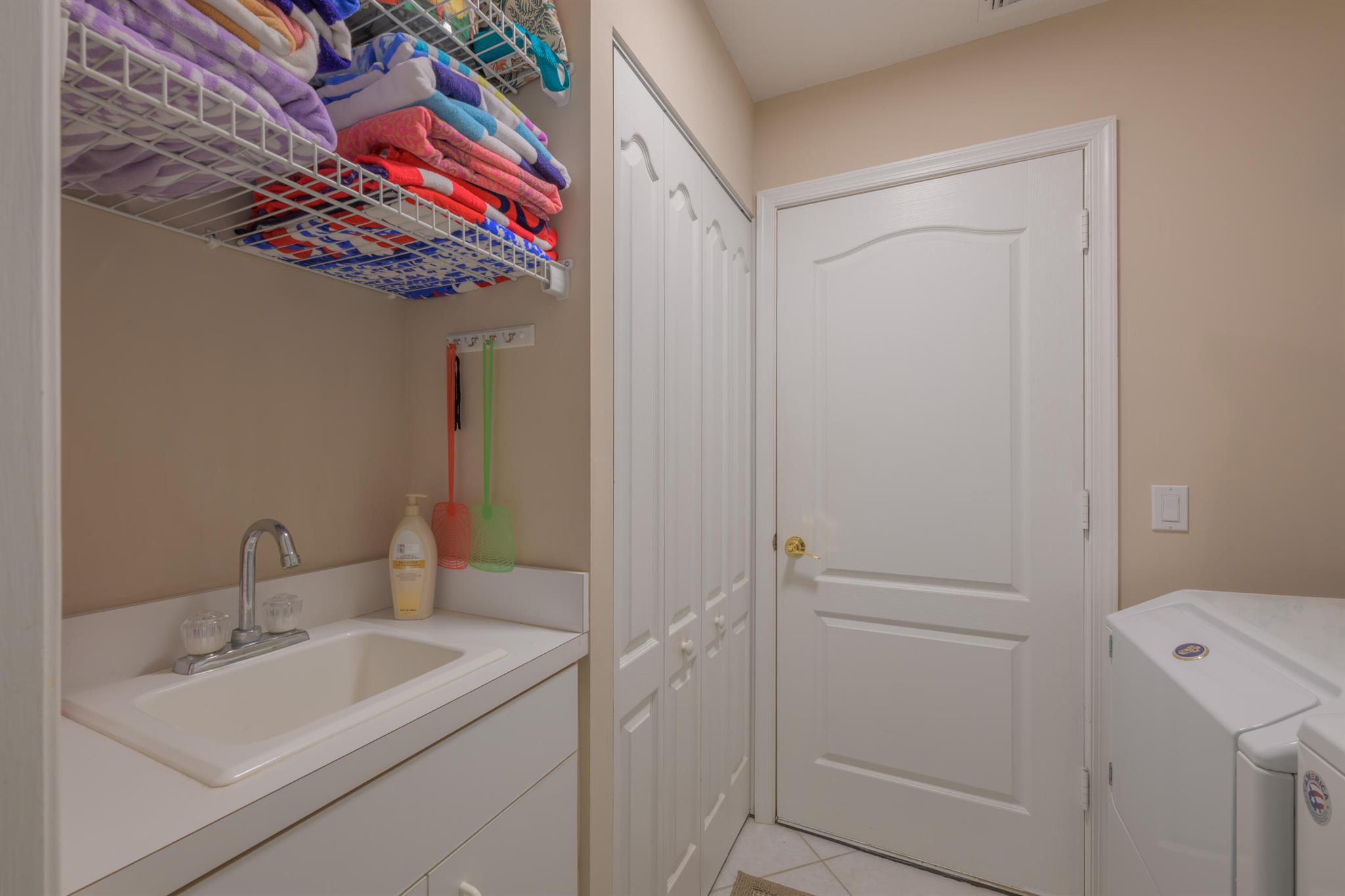 MOON RIVER - Residential Lease