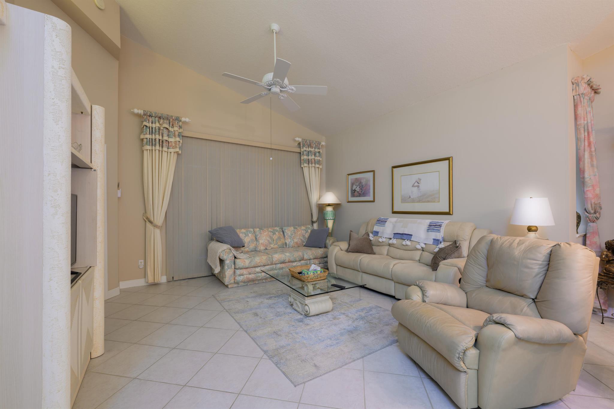 MOON RIVER - Residential Lease