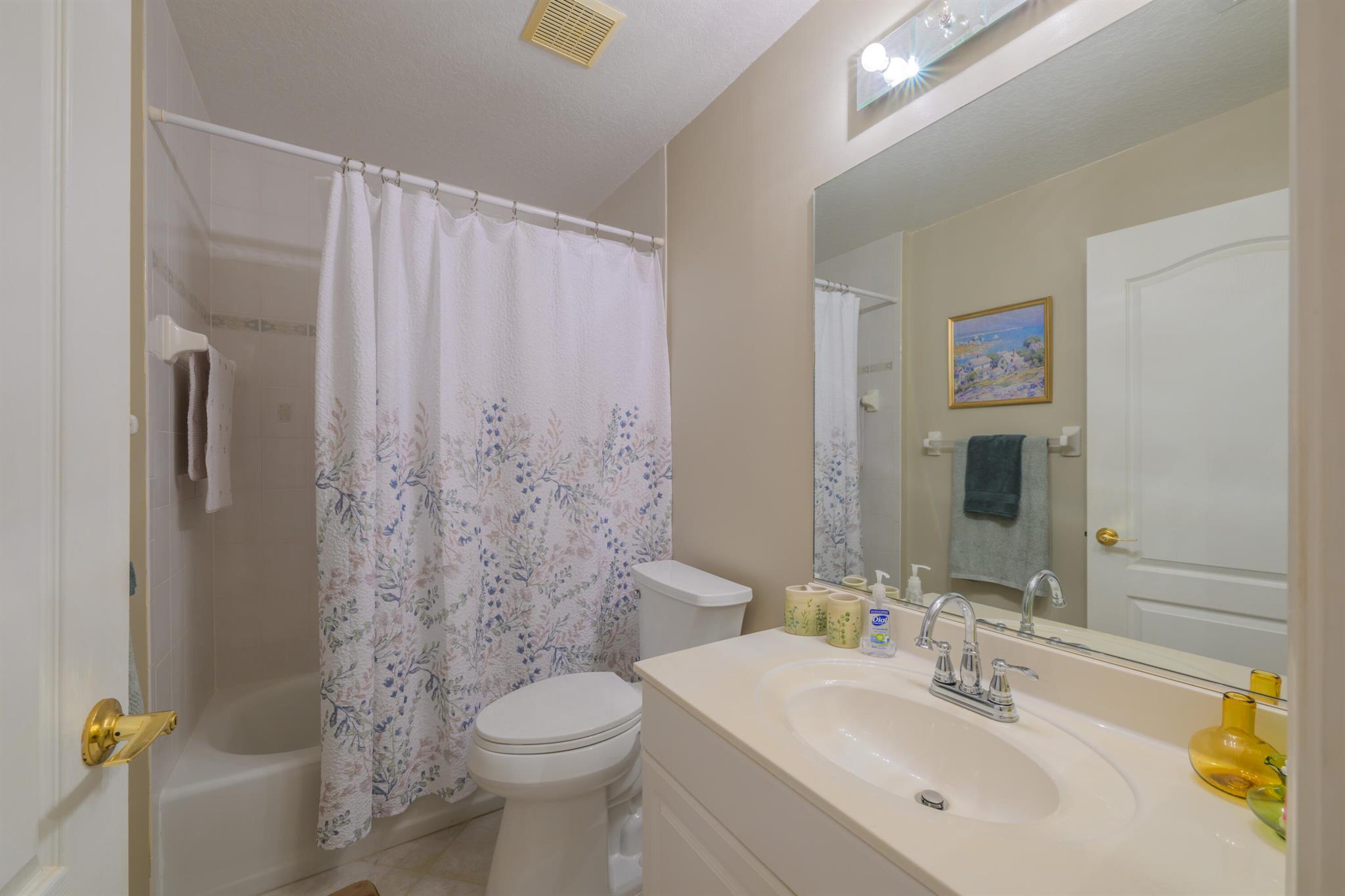 MOON RIVER - Residential Lease