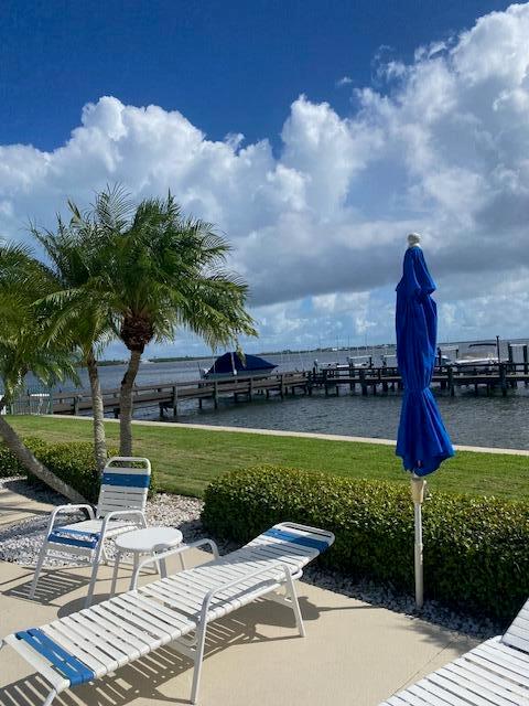 MOON RIVER - Residential Lease