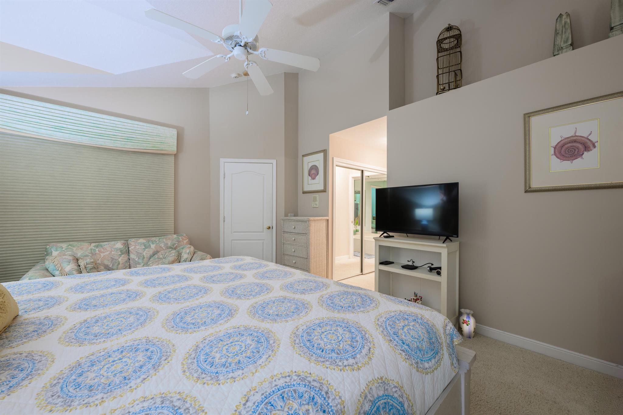 MOON RIVER - Residential Lease