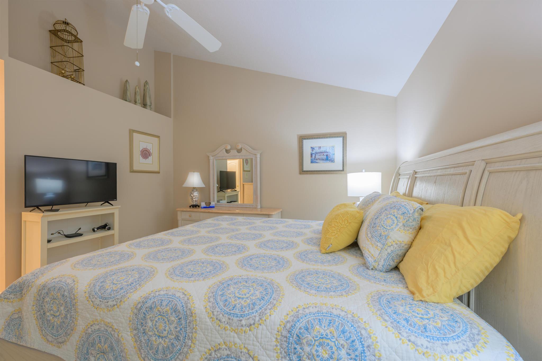 MOON RIVER - Residential Lease