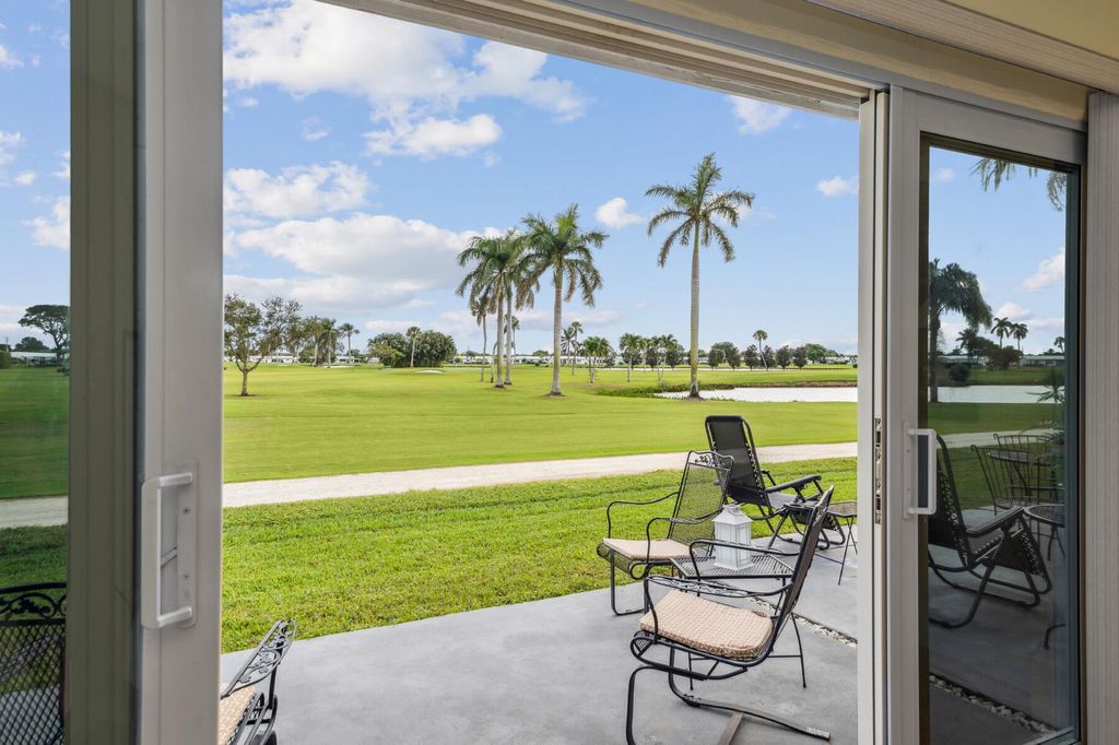 Photo of 100 SW Golfview Terrace #116, Boynton Beach, FL 33426 (MLS # R10942195)