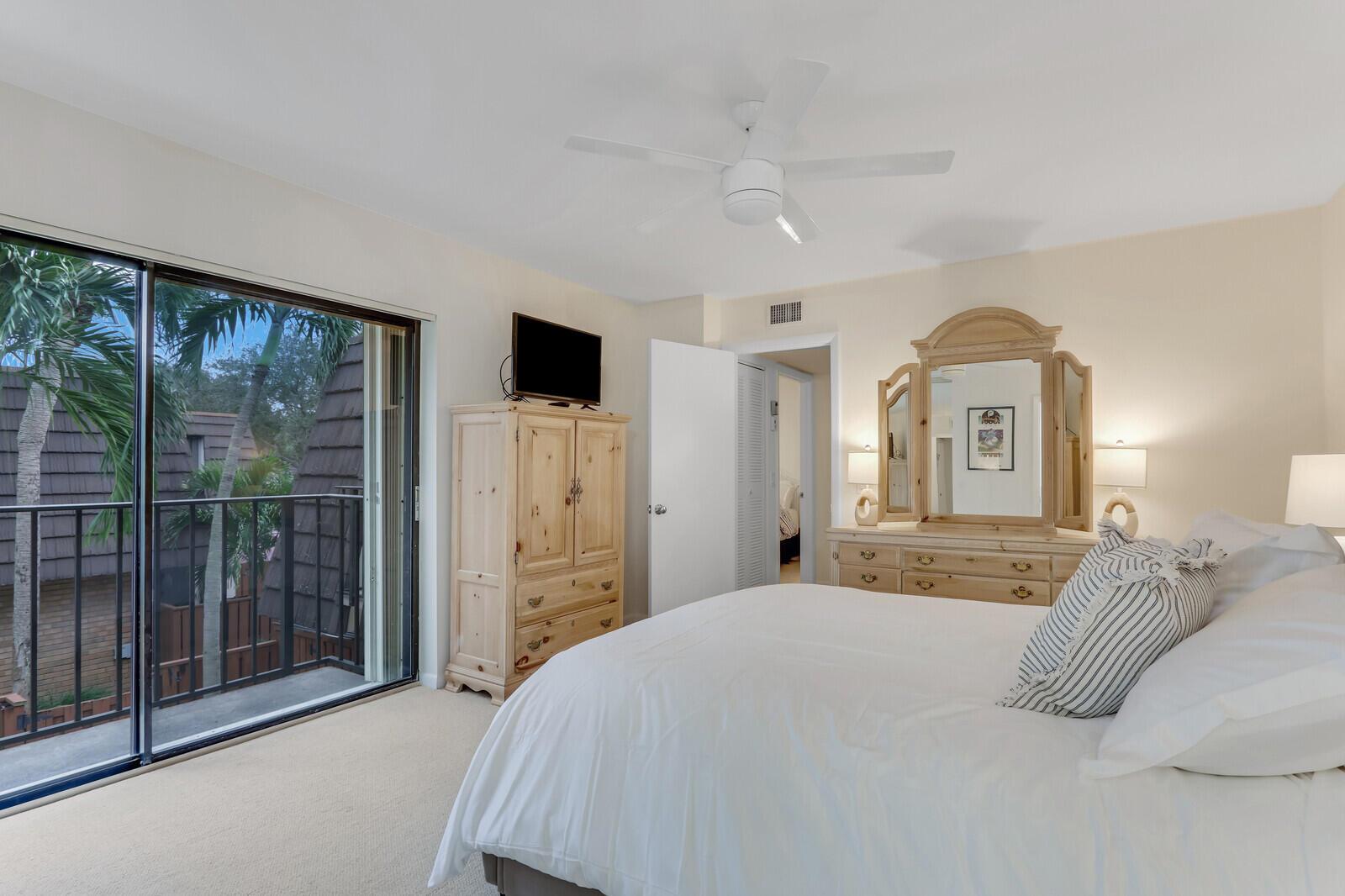 LAKES AT THE BLUFFS - Residential Lease