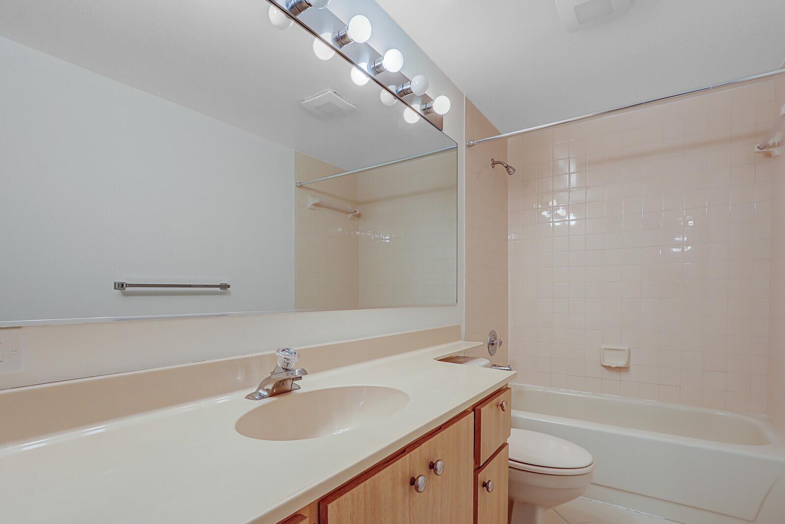 LAKES AT THE BLUFFS - Residential Lease