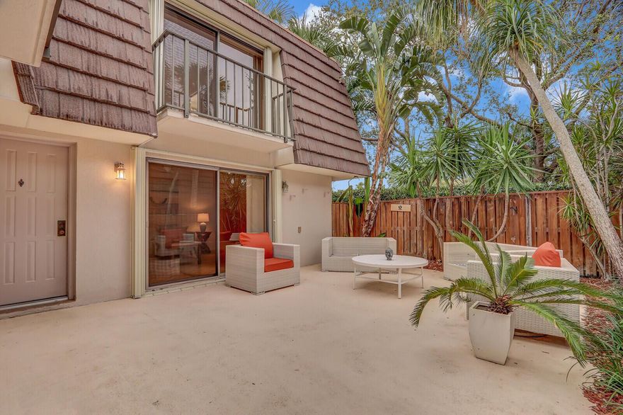 Beautiful updated townhouse in Lakes At The Bluffs. This unit is towards the front of the community and overlooks oak trees. Tile floors, white cabinets, quartz countertops, Moroccan backsplash and brand new appliances. A 5 minute walk to the beach, Publix, restaurants, shops, dog park and more. Available for the Month of March 2026.