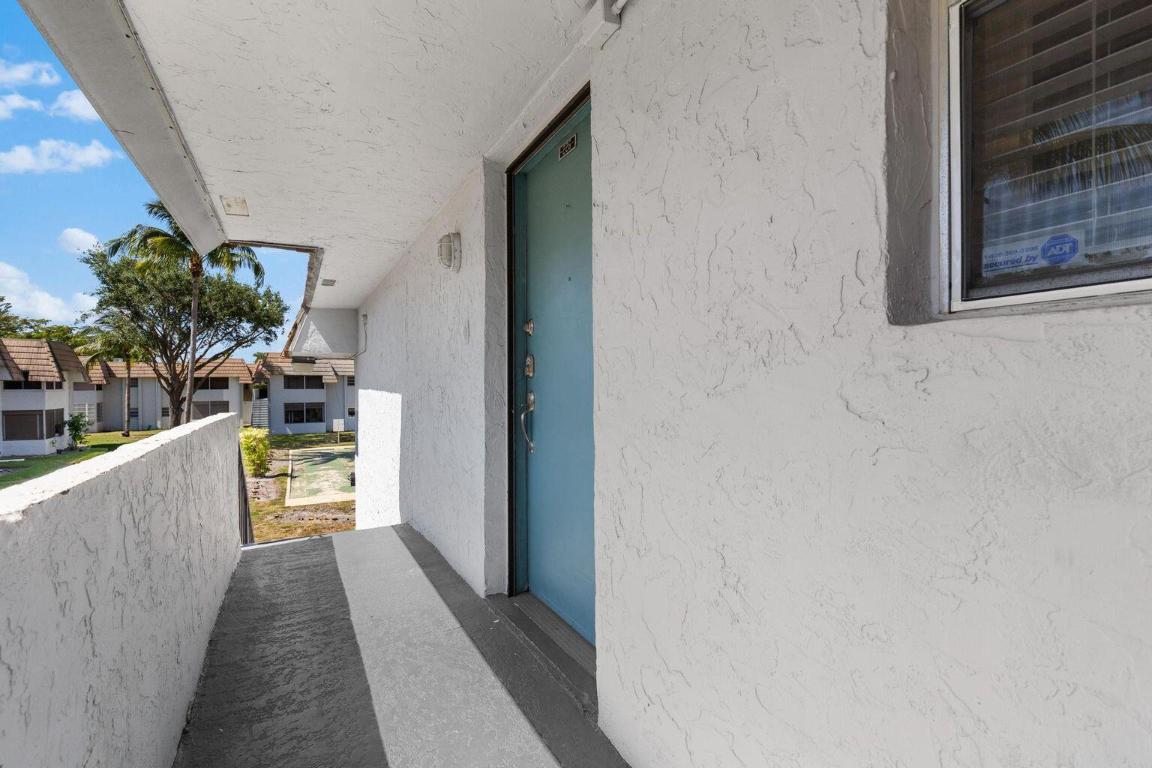 CORAL PINE CONDO 1 - Residential