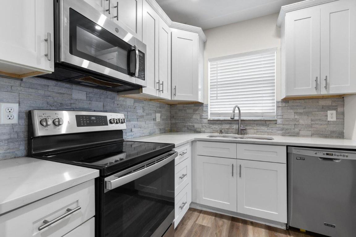 CORAL PINE CONDO 1 - Residential