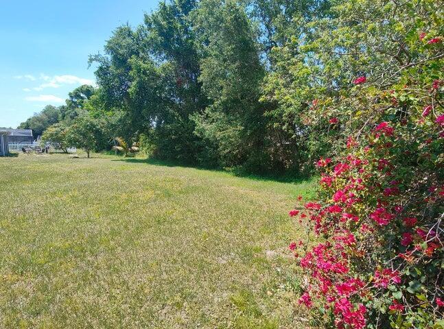 PORT ST LUCIE SECTION 24 - Residential Lease