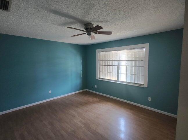PORT ST LUCIE SECTION 24 - Residential Lease