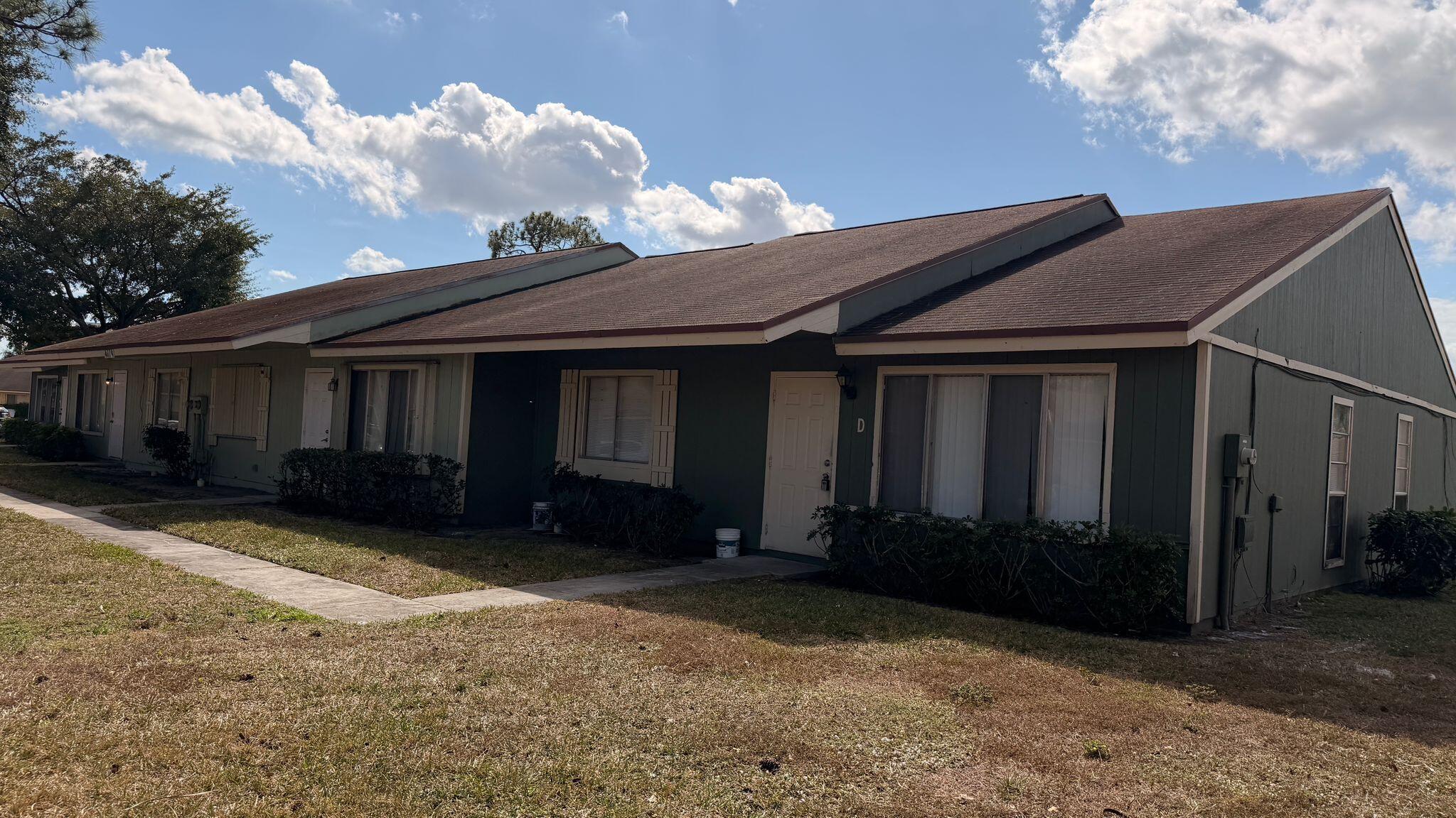 FOREST GLEN - Residential Lease