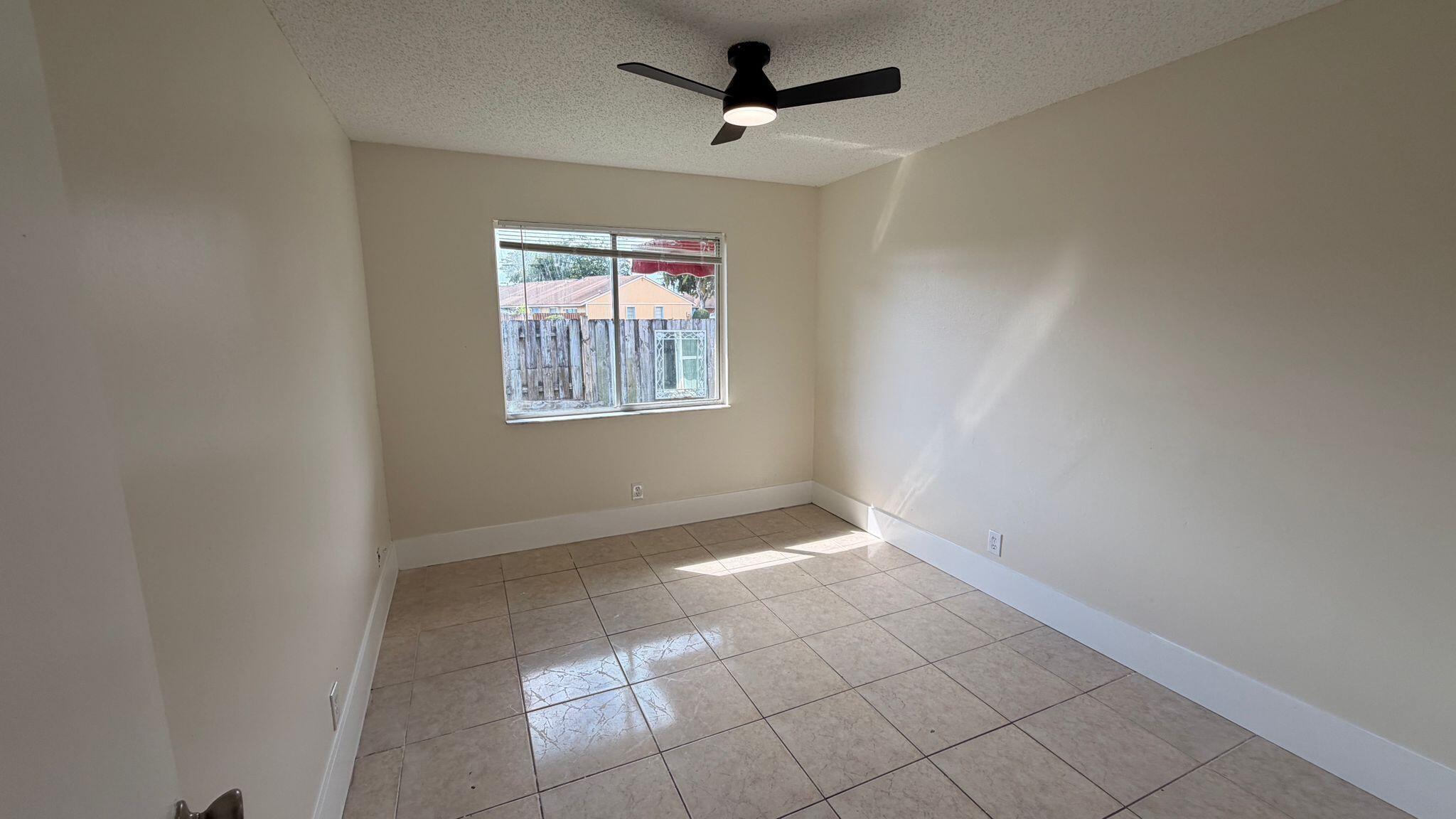 FOREST GLEN - Residential Lease