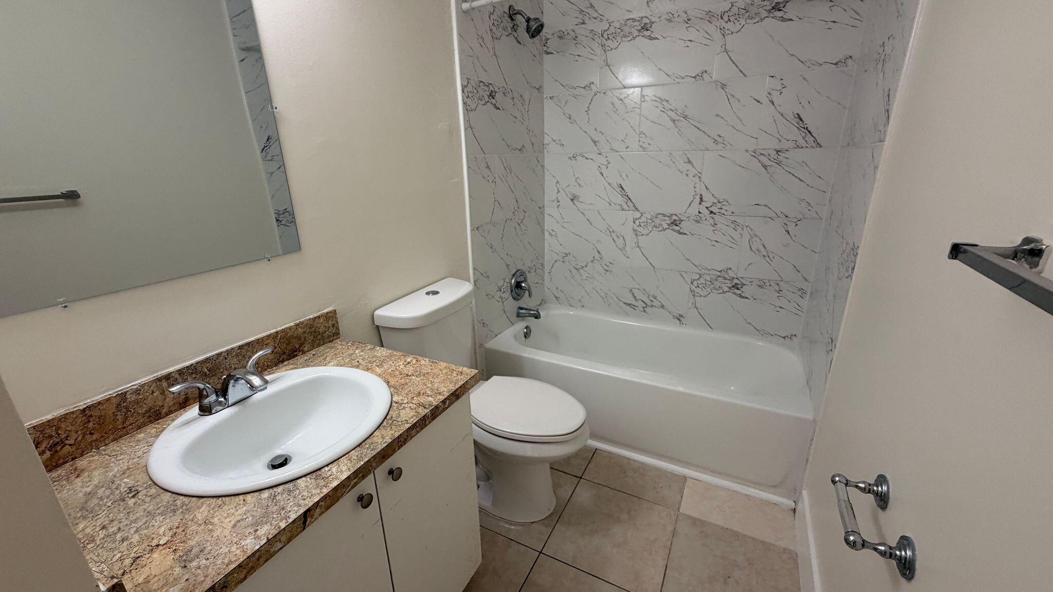 FOREST GLEN - Residential Lease