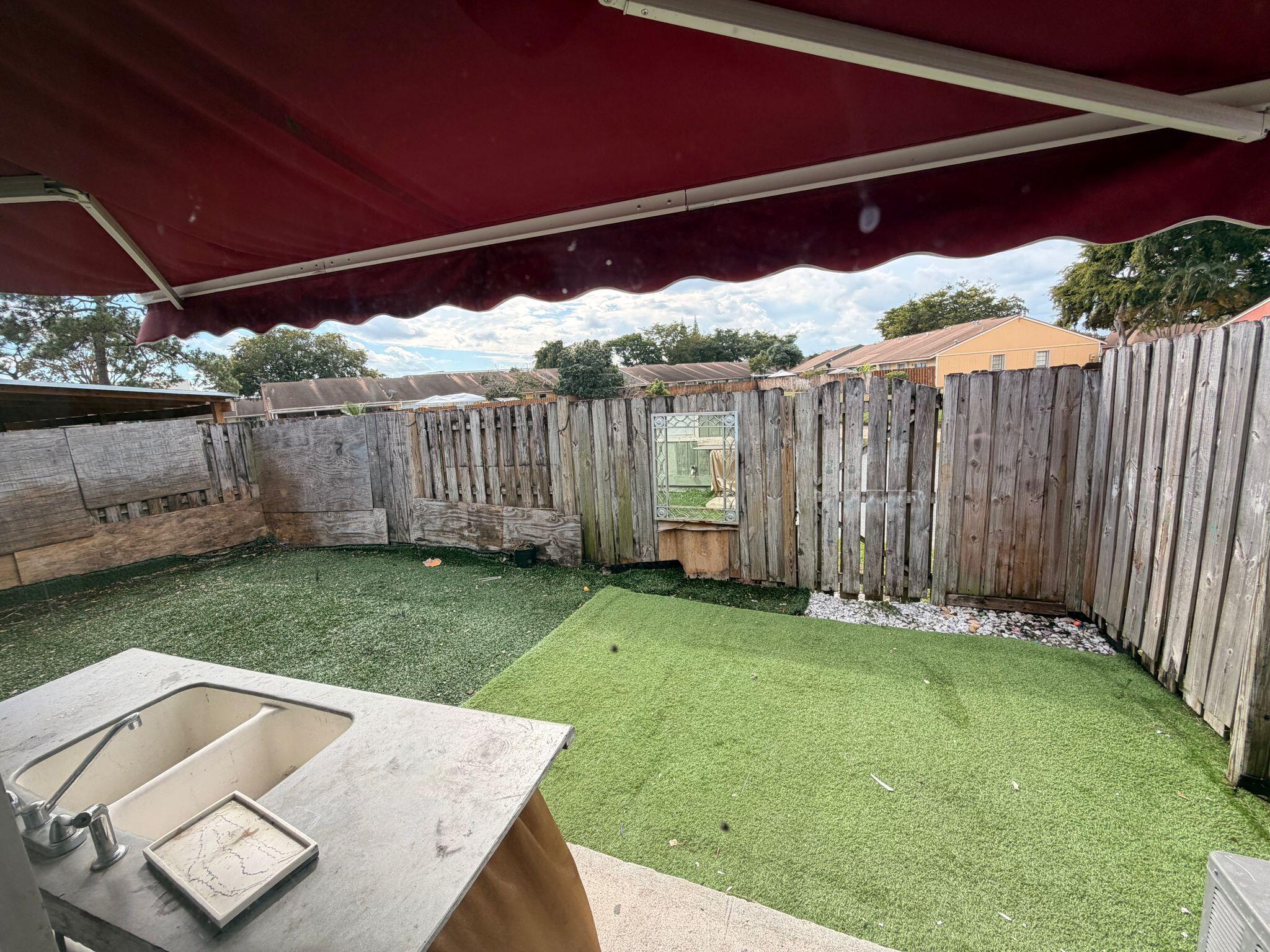 FOREST GLEN - Residential Lease