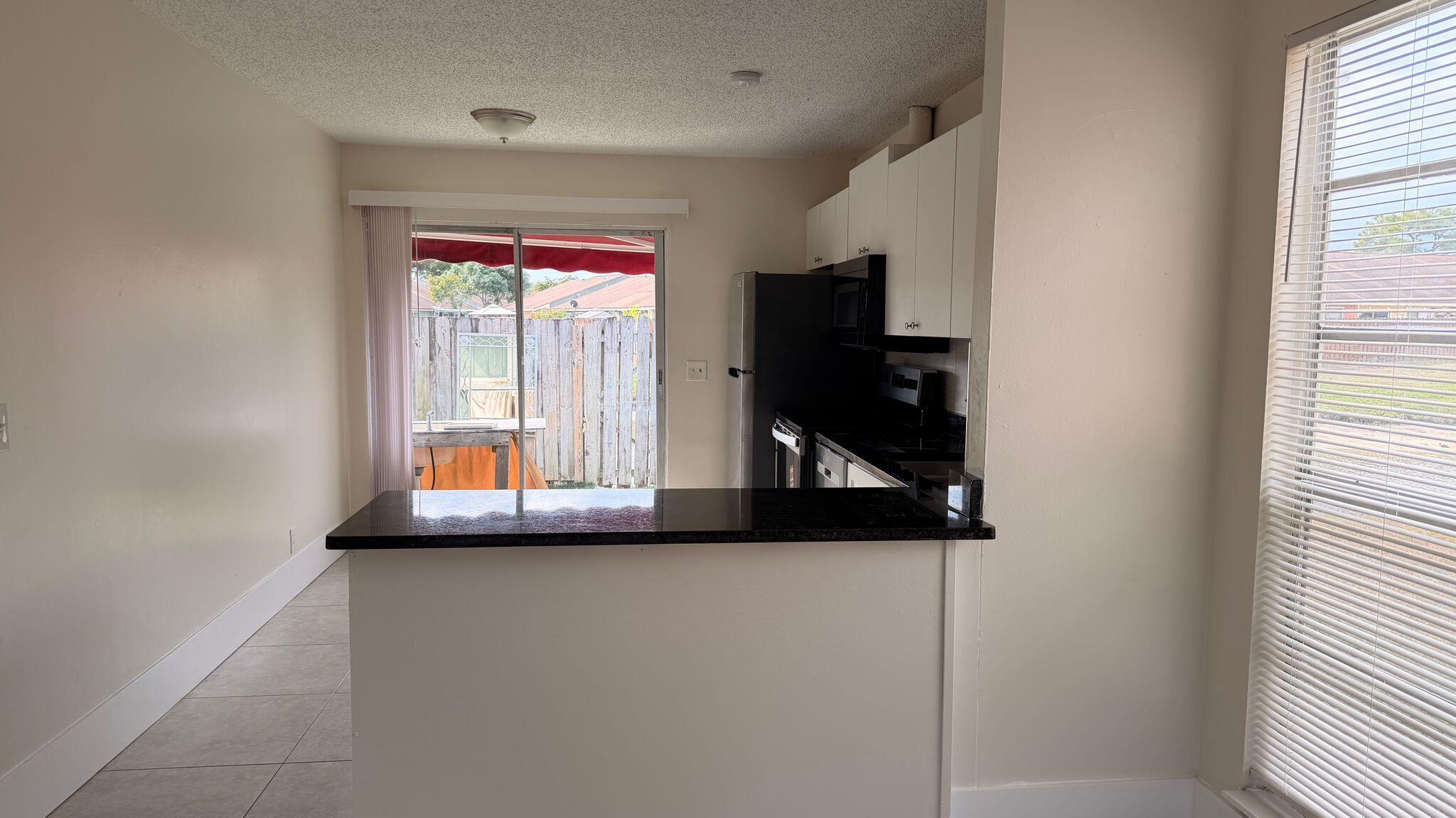 FOREST GLEN - Residential Lease