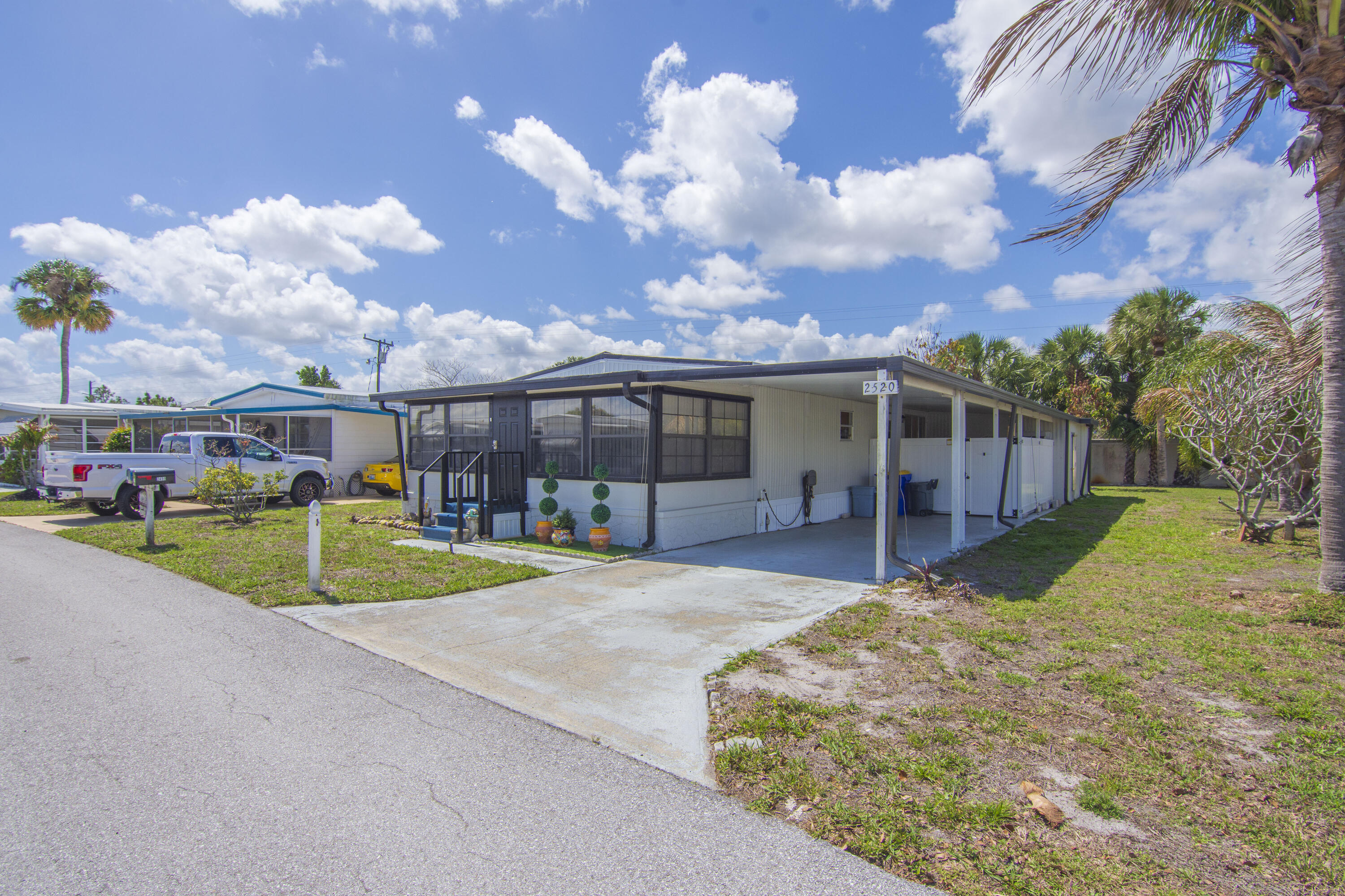 LEISURE VILLAGE MOBILE HM PK UNREC CO-OP - Residential