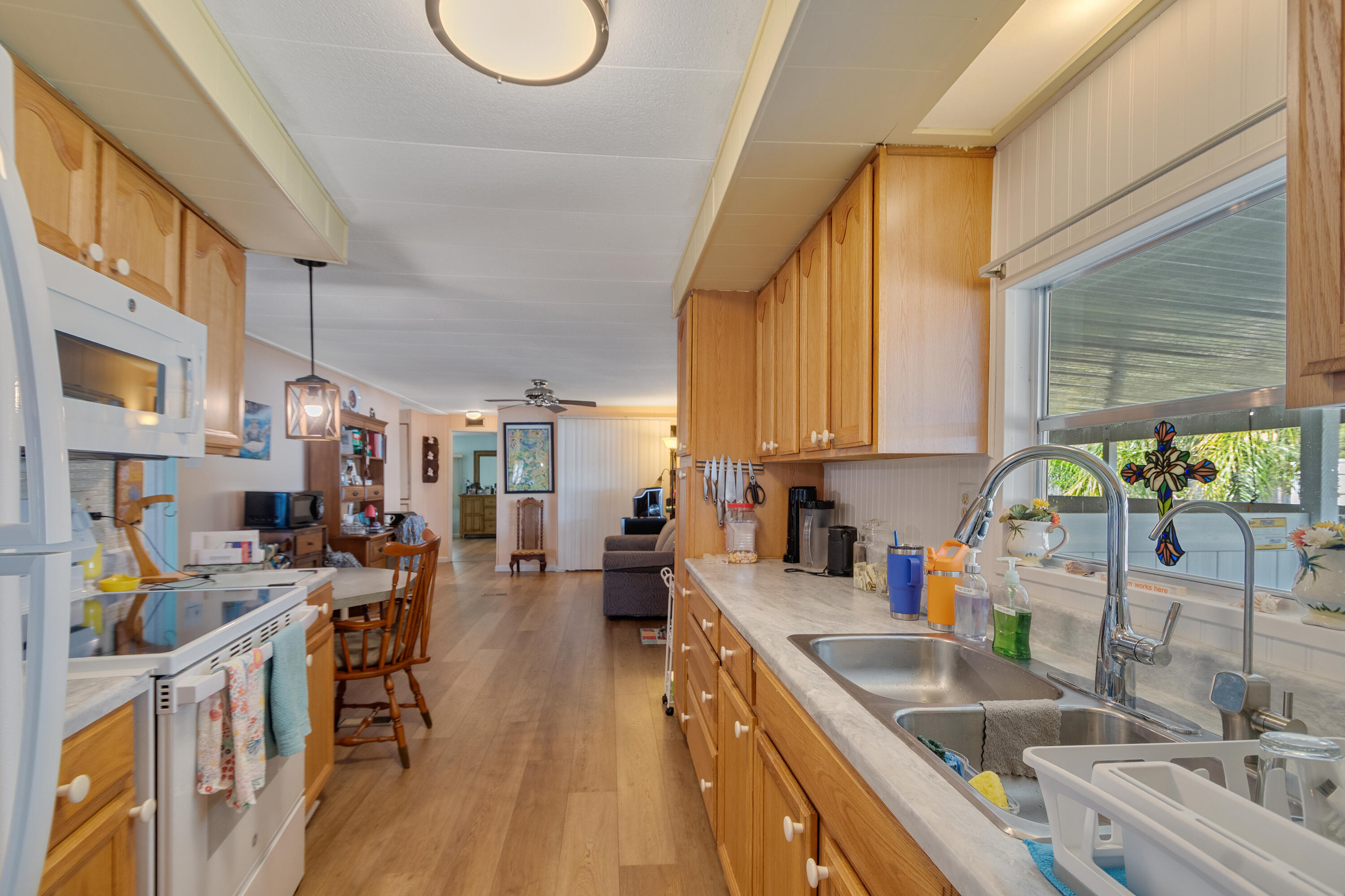 LEISURE VILLAGE MOBILE HM PK UNREC CO-OP - Residential